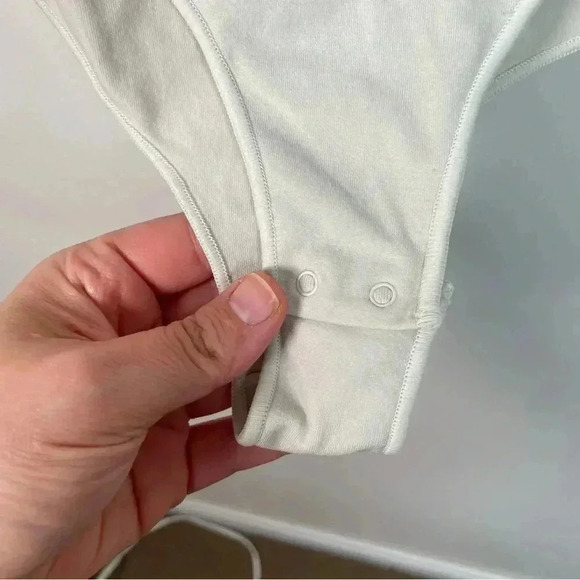 Skims‎ Stone Essential Scoop Neck Bodysuit - Picture 5 of 6